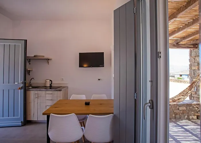 Katikies Ftelia Mykonos * بانورموس ميكونو