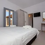 Katikies Ftelia Mykonos Pánormosz Mikónu